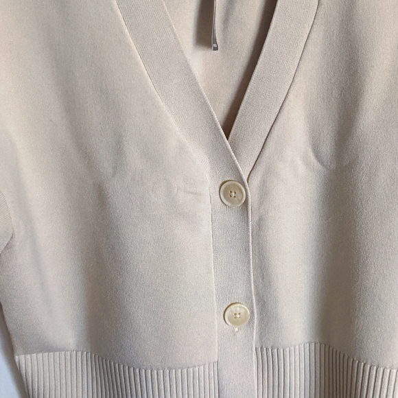 Express NWT Cropped Cardigan - Picture 3 of 6